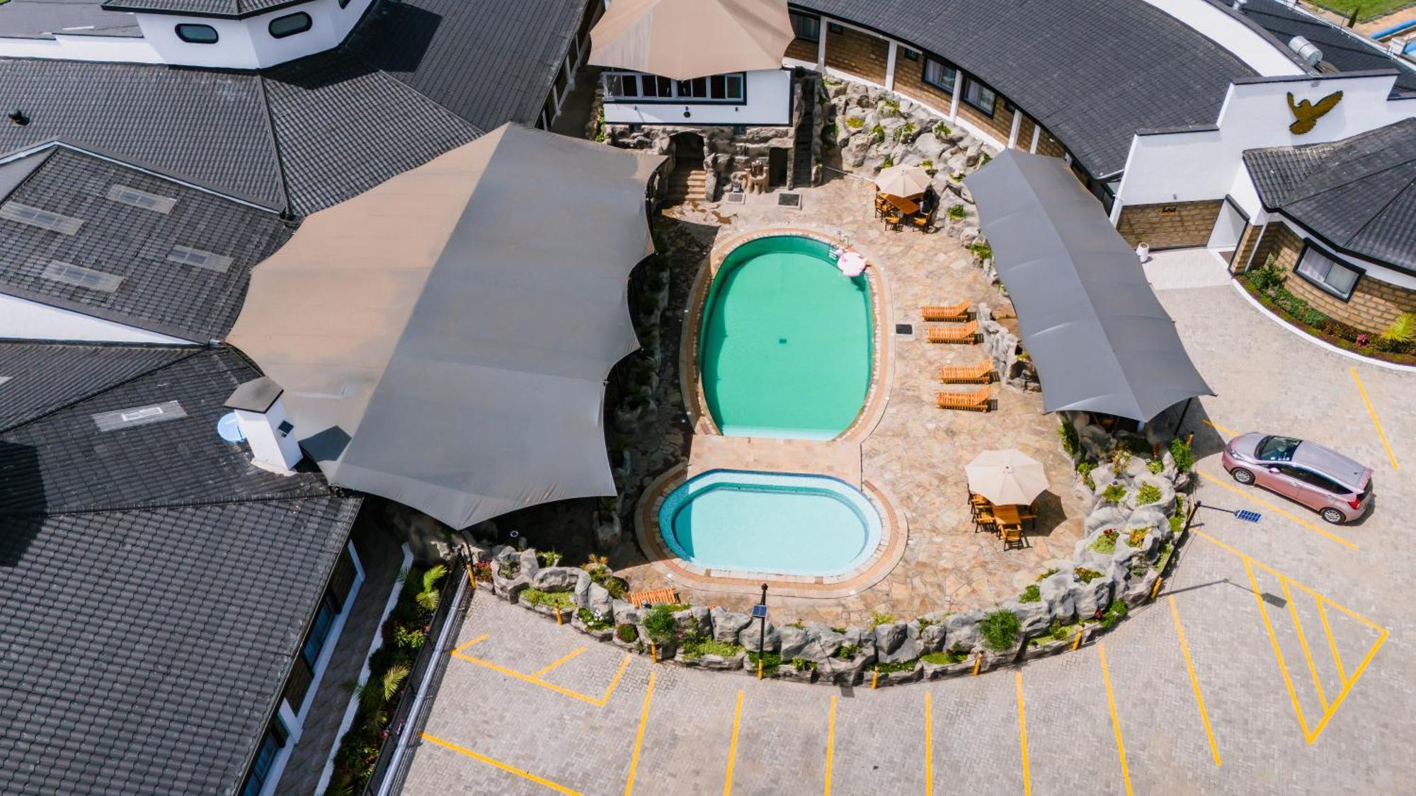 Avian Court Penthouse Aparthotel Naivasha Luaran gambar